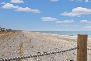 Beach nearby, surfing, motor boating