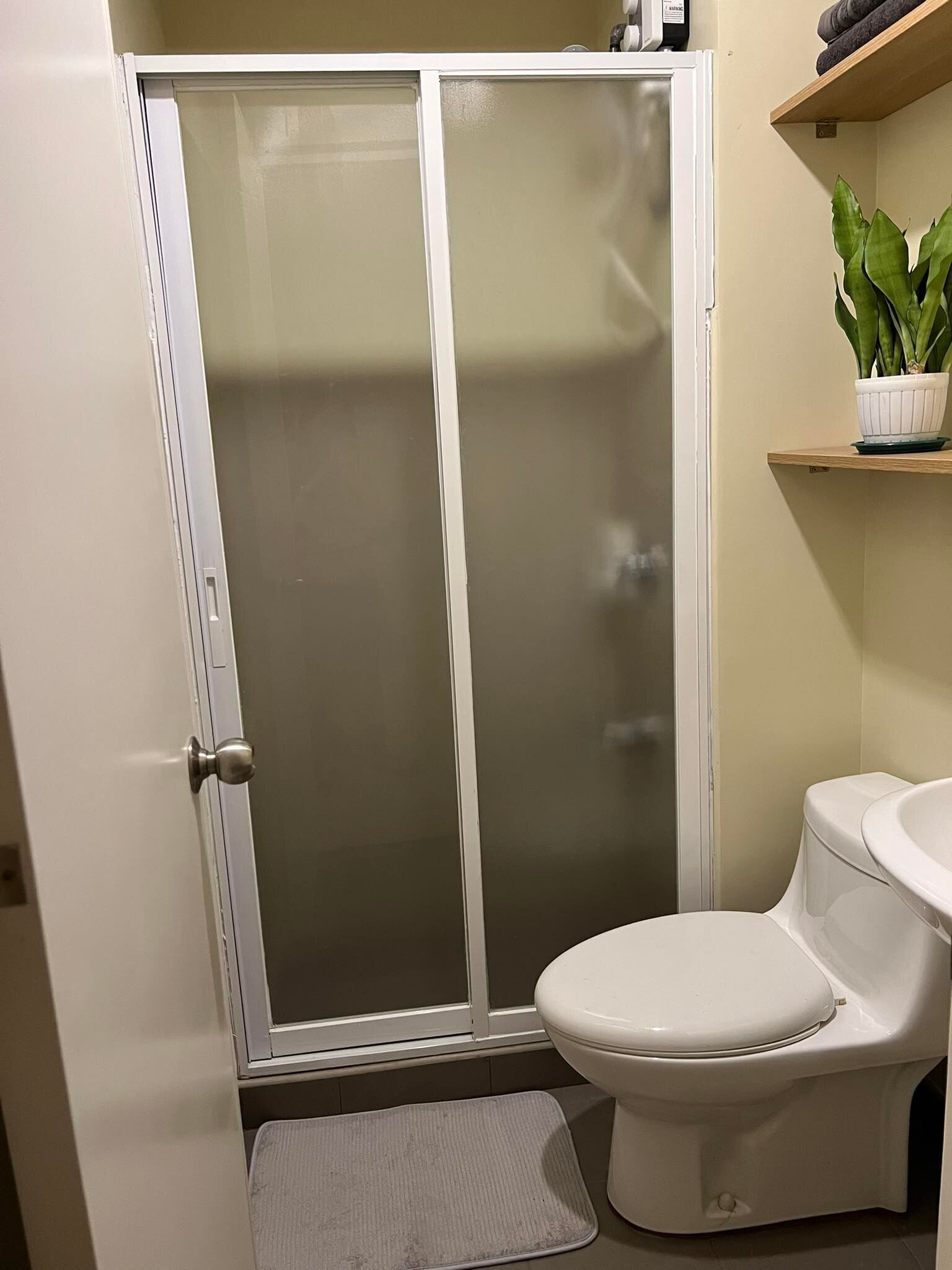 Brand New Fully Furnished Studio unit Cebu IT Park Avida Riala T3