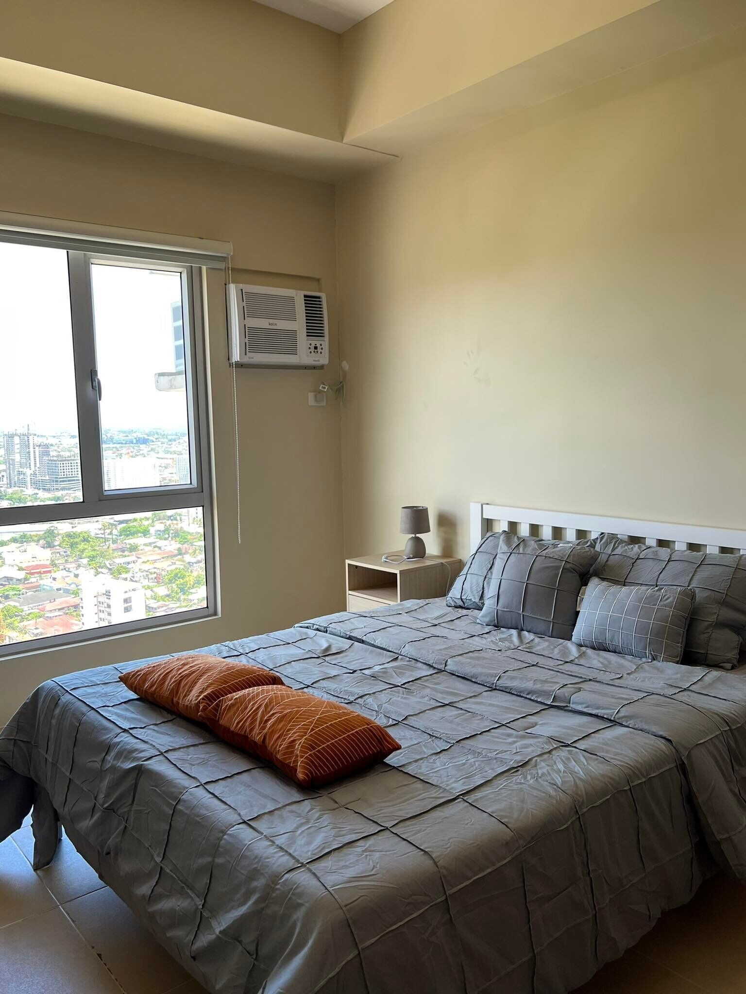 Brand New Fully Furnished Studio unit Cebu IT Park Avida Riala T3