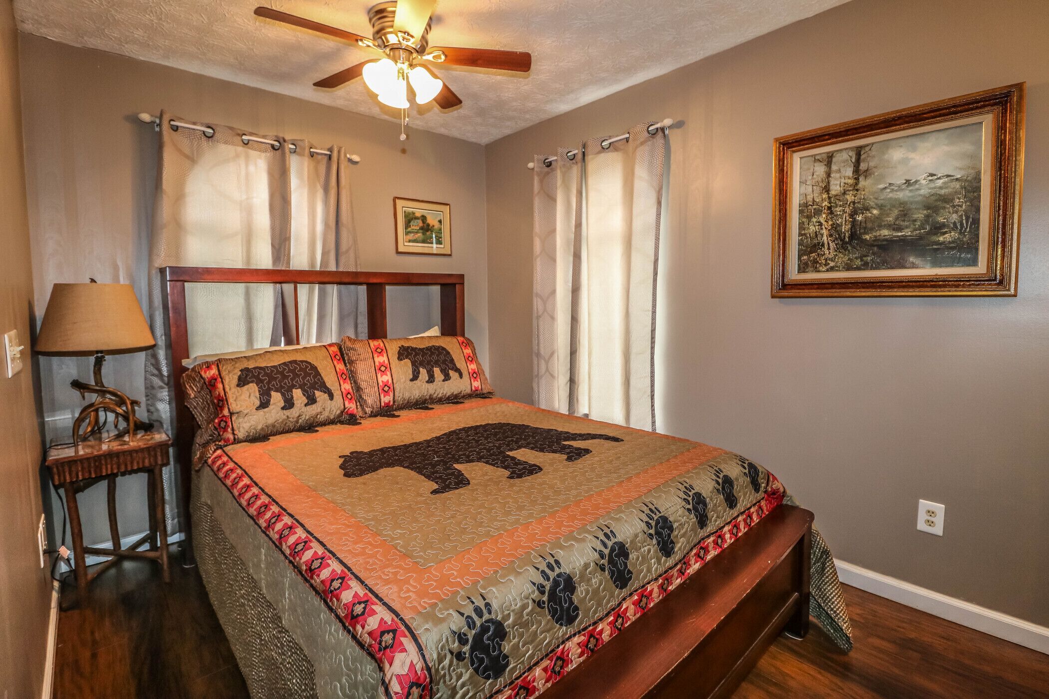 "The Chapel" Private Pool!