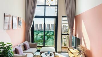 Smart TV, computer monitors