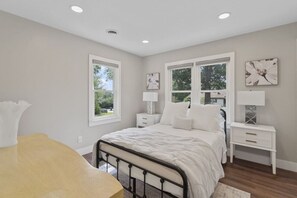 3 chambres, bureau, fer et planche à repasser, Wi-Fi