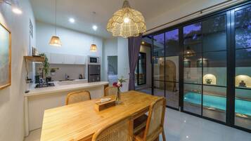 Villa Deluxe | Salle Ă manger