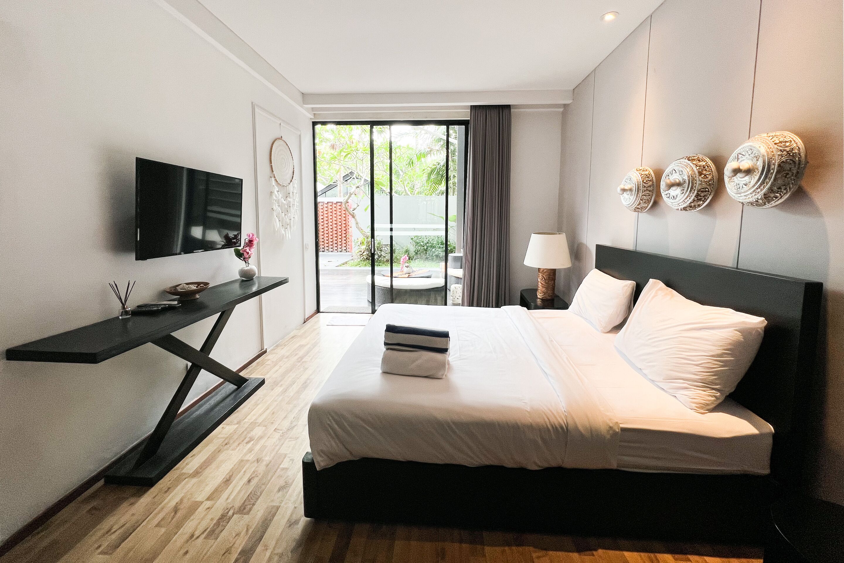 Vila Eksklusif, 2 kamar tidur, hot tub, pemandangan kolam renang | Brankas dan didekorasi berbeda-beda