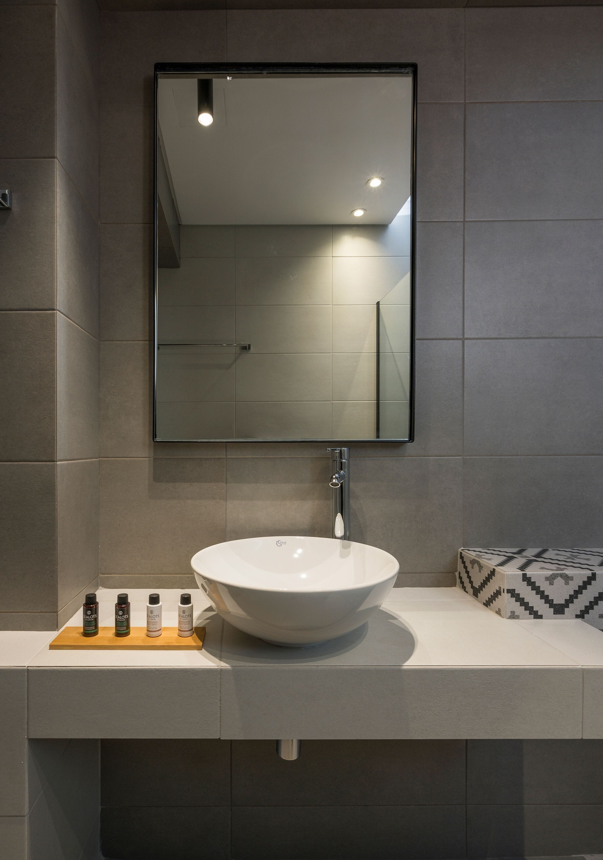 Photo - Ostrakon Suites