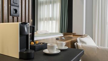 Chambre Signature | Cuisine privée | Mini réfrigérateur, plaque de cuisson, machine à expresso
