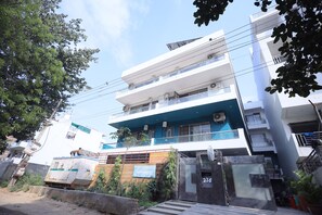 Front of property - Wedlock Hotels (Gurugram)