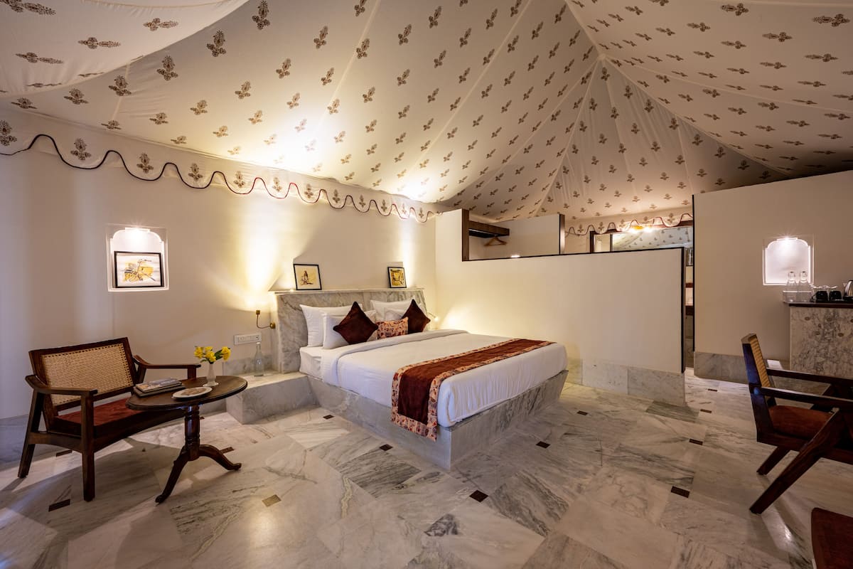 Presidential Double Room | Minibar, desk, laptop workspace
