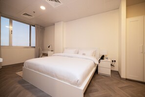 Superior Room | Egyptian cotton sheets, premium bedding, down comforters, in-room safe - Riggae Tower Hotel (Kuwait City)