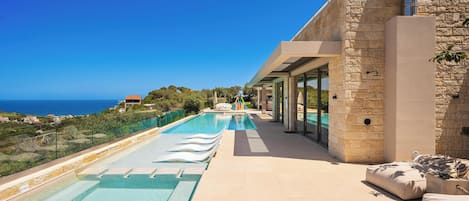 Beheizter Pool
