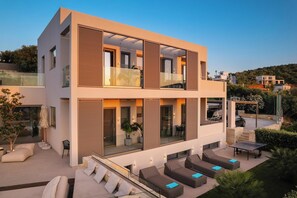 Terrace/patio - Villa Reale - Wellness & Refined Living by etouri (Chania)
