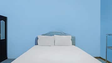 Double Room | Meja, ruang kerja komputer riba, Wi-fi percuma, cadar katil