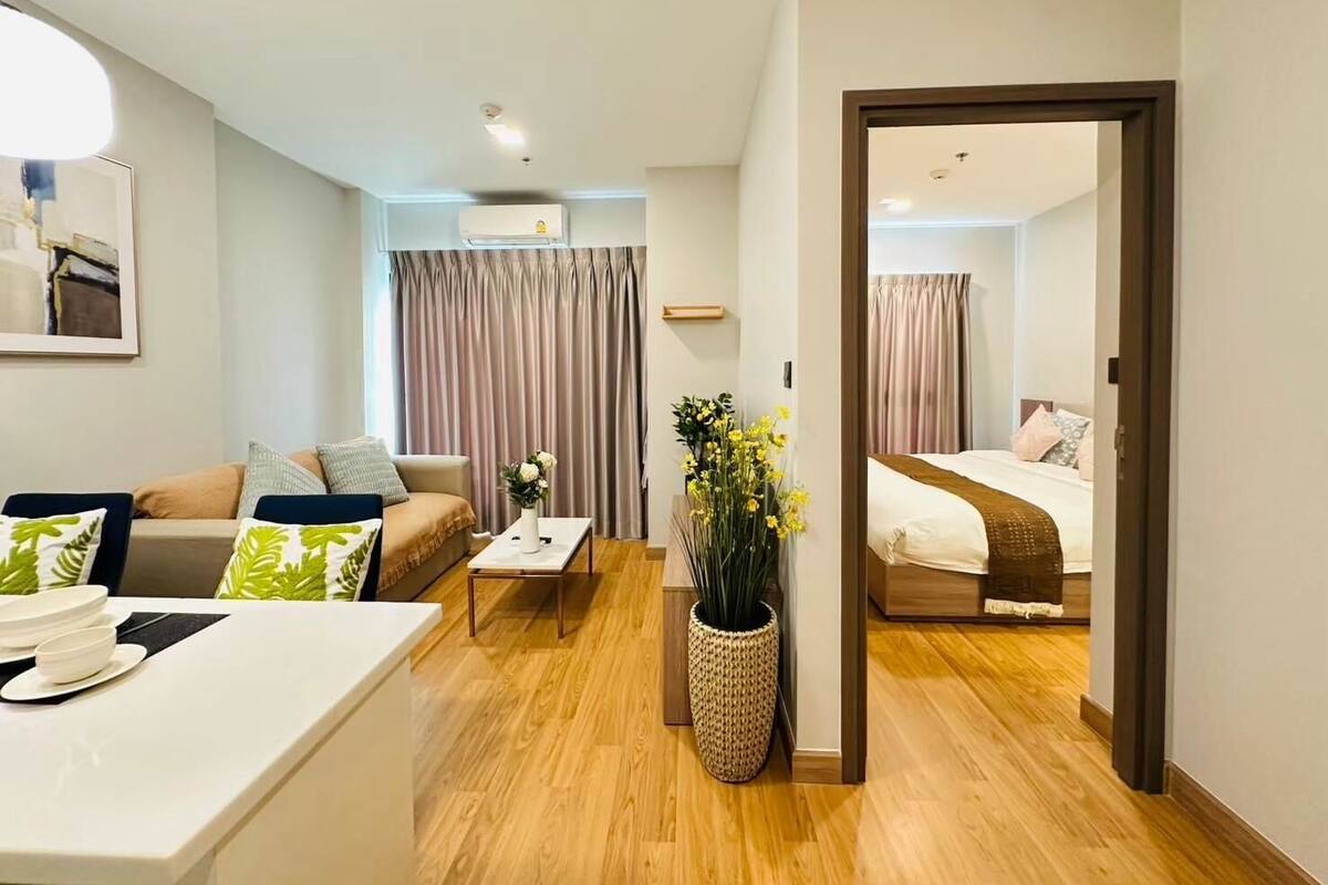 Condo, 1 Bedroom | Premium bedding, desk, blackout curtains, soundproofing