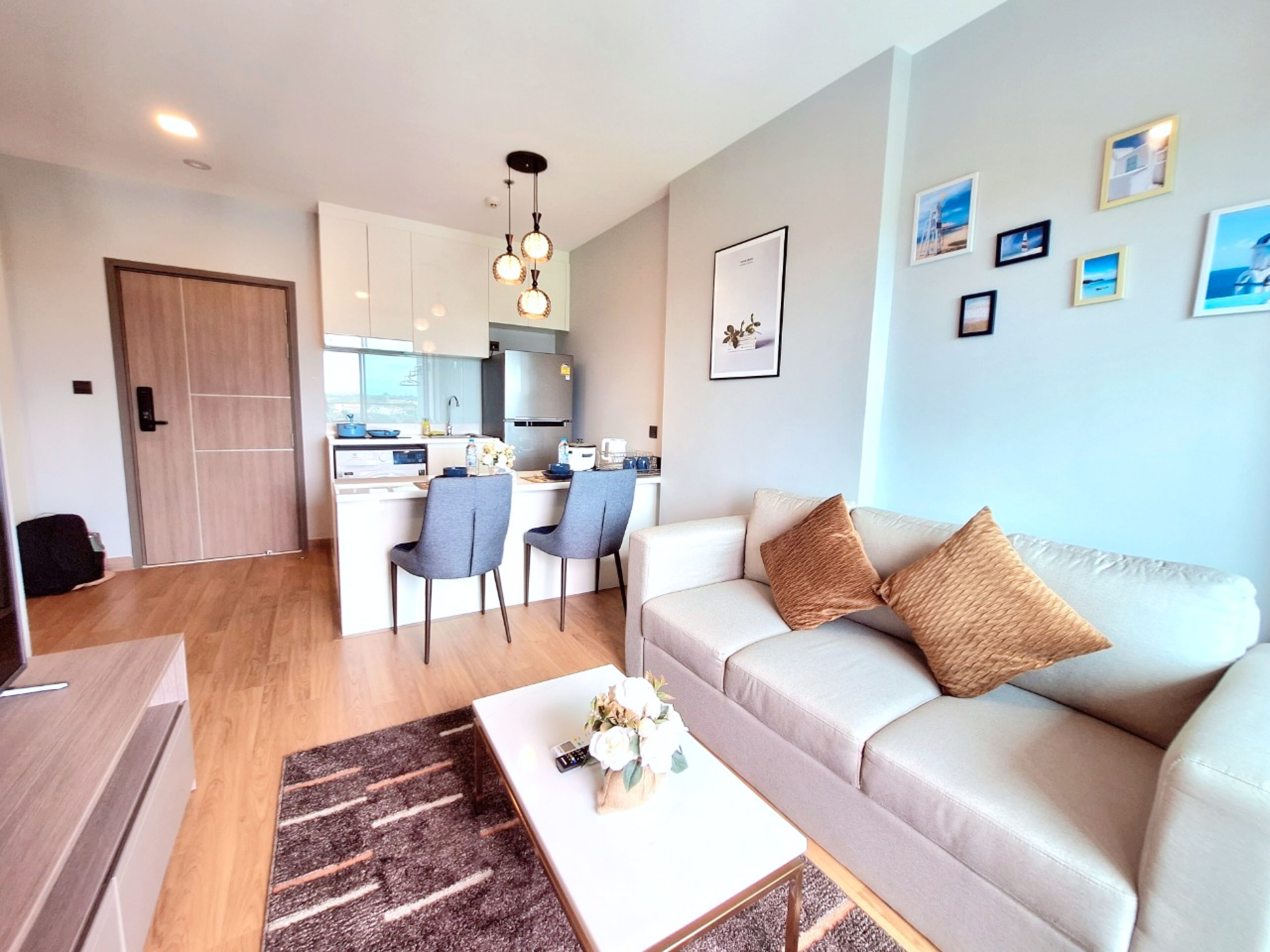 Superior Condo, 1 Bedroom, Balcony, City View