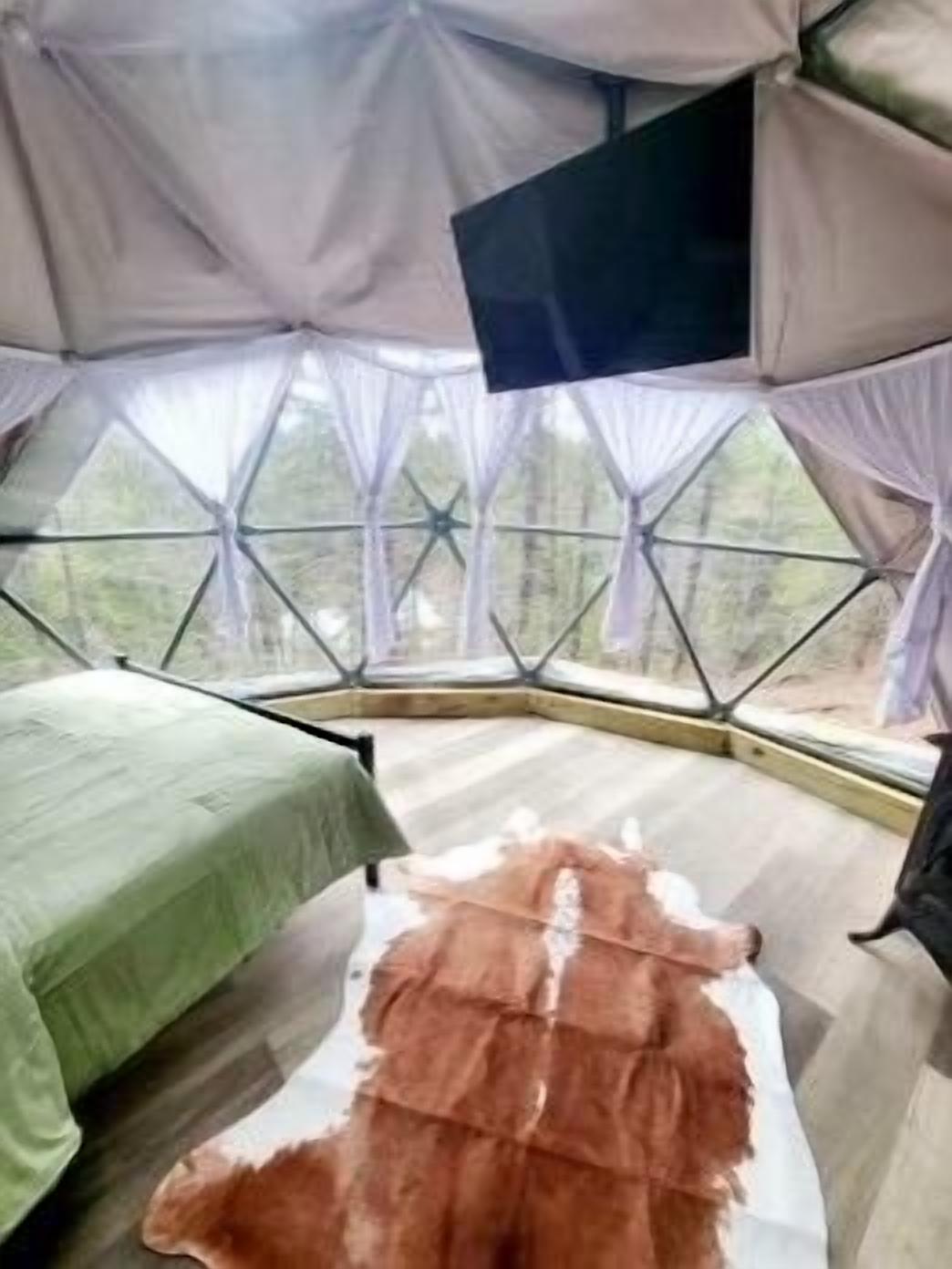 Under the Stars- Glamp Dome