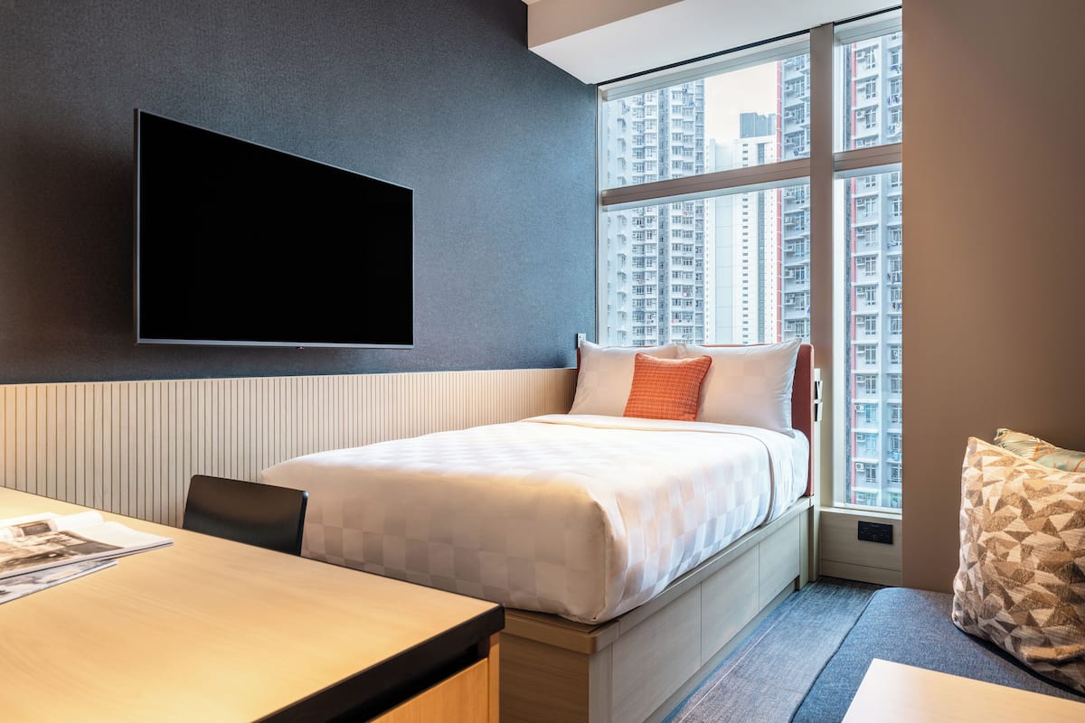 Deluxe City View Studio | In-room safe, blackout drapes, iron/ironing board, cribs (free)
