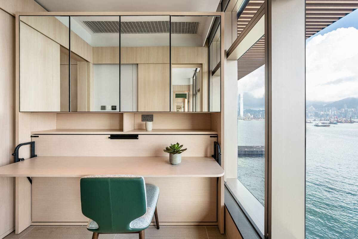 Harbour View Three bedroom | In-room safe, blackout drapes, iron/ironing board