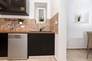 Interior - Romantic villa in center town — 5 min from the beach! (Novalja)