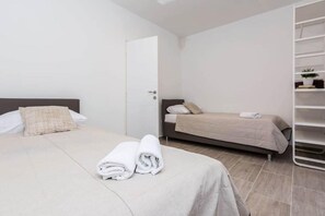 7 Schlafzimmer, WLAN, Bettwäsche