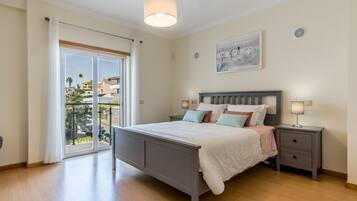 4 chambres, Wi-Fi gratuit, draps fournis