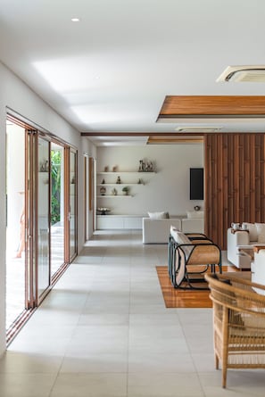 ซูพีเรียวิลล่า | บริเวณนั่งเล่น