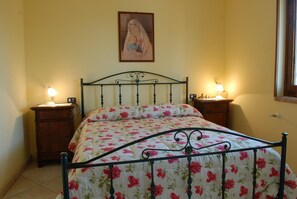 2 camere, accesso a Internet, lenzuola