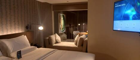 Family Studio Suite | Bed sheets