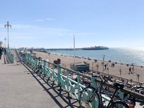 Studio, 1 Queen Bed | Beach/ocean view