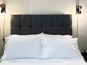 Monolocale, 1 letto queen | Ferro/asse da stiro, Wi-Fi gratuito, lenzuola