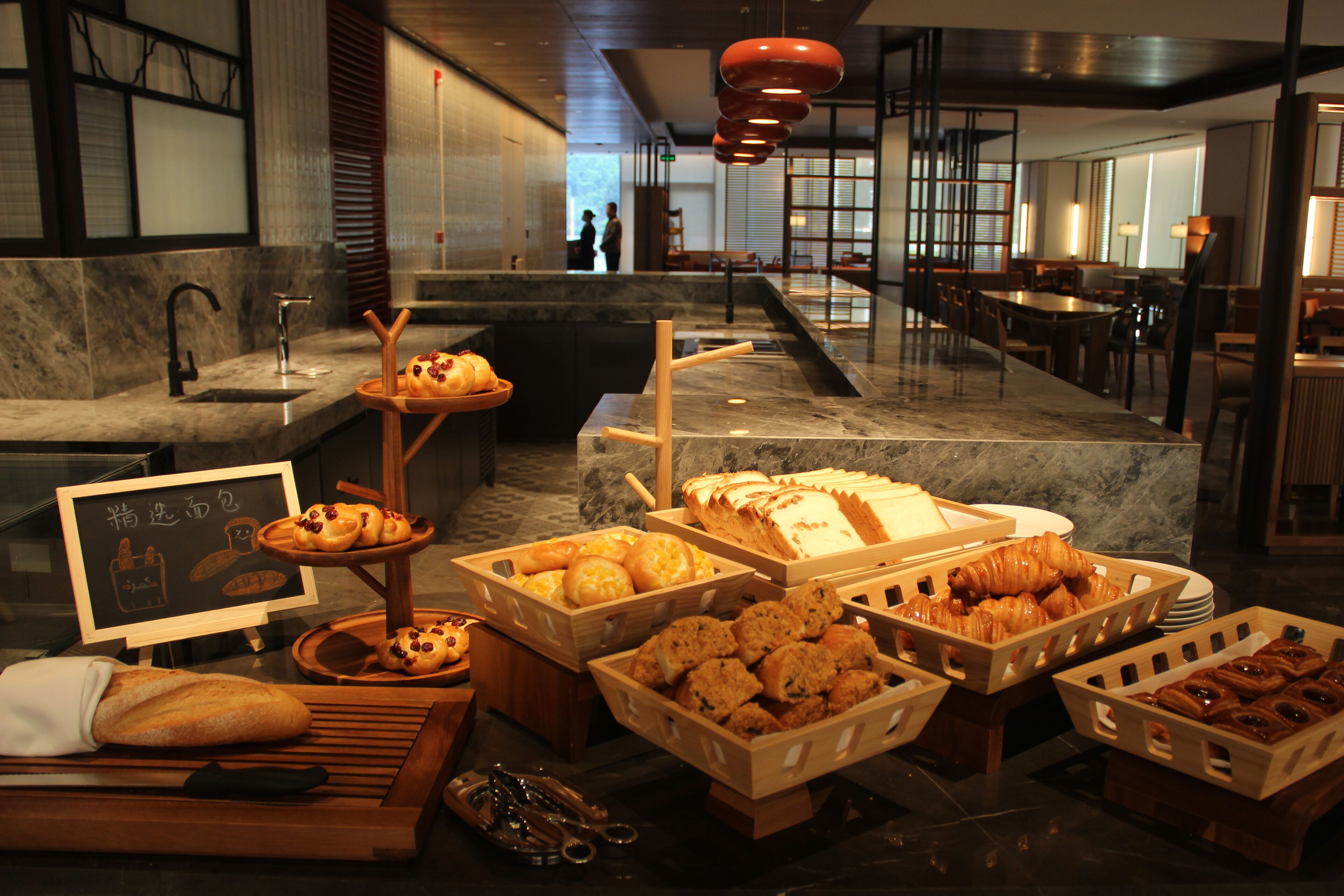Daily buffet breakfast for a fee