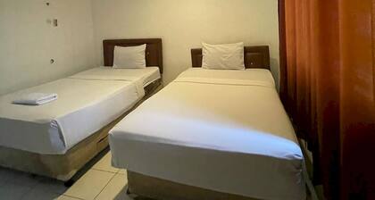 OYO 92463 Deli Hotel Medan