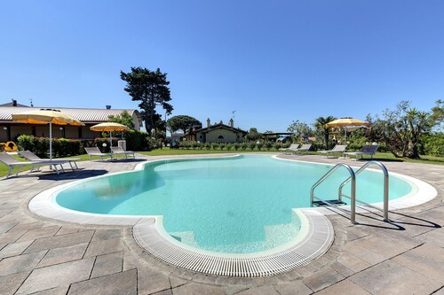 Farmhouse in Bolgheri with swimming pool - 5 minutes from the beach