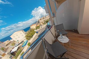 Property grounds - HOTEL MEDITERRANEE (Calvi)