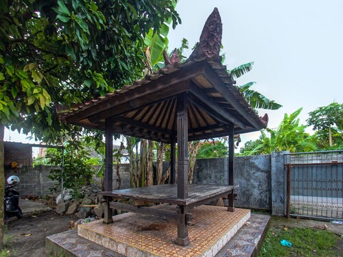 Hotel O Kos Agi Mataram Near Masjid Hissoh Al-Faham