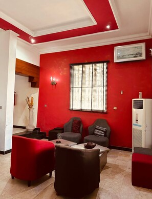 Lobby - BATES GARDEN GUEST HOUSE (Lekki)