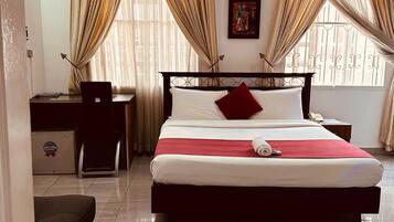 Luxury Room | Pillow-top beds, free WiFi, bed sheets