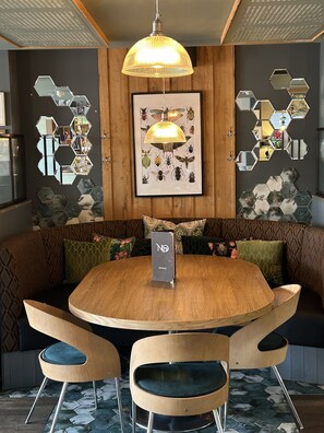 Restaurant - Rooms at 73  (Waterlooville)