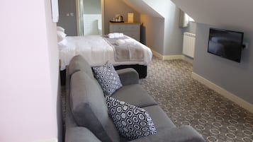 1 bedroom, Egyptian cotton sheets, premium bedding