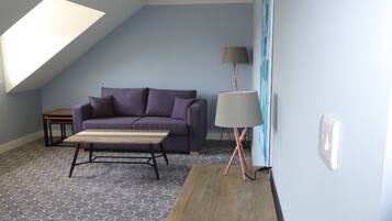 1 bedroom, Egyptian cotton sheets, premium bedding