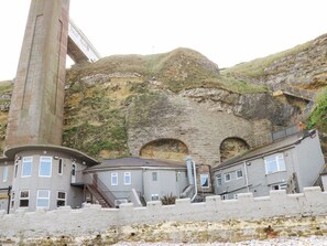 Exterior - Sea View Cottage (South Shields)