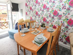 Cottage | Dining - Sea View Cottage (South Shields)
