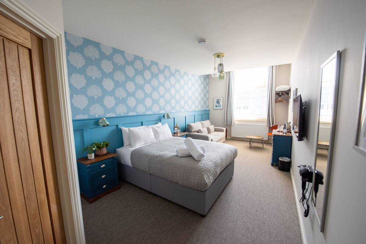 Superior Double or Twin Room | Egyptian cotton sheets, premium bedding, pillowtop beds, soundproofing