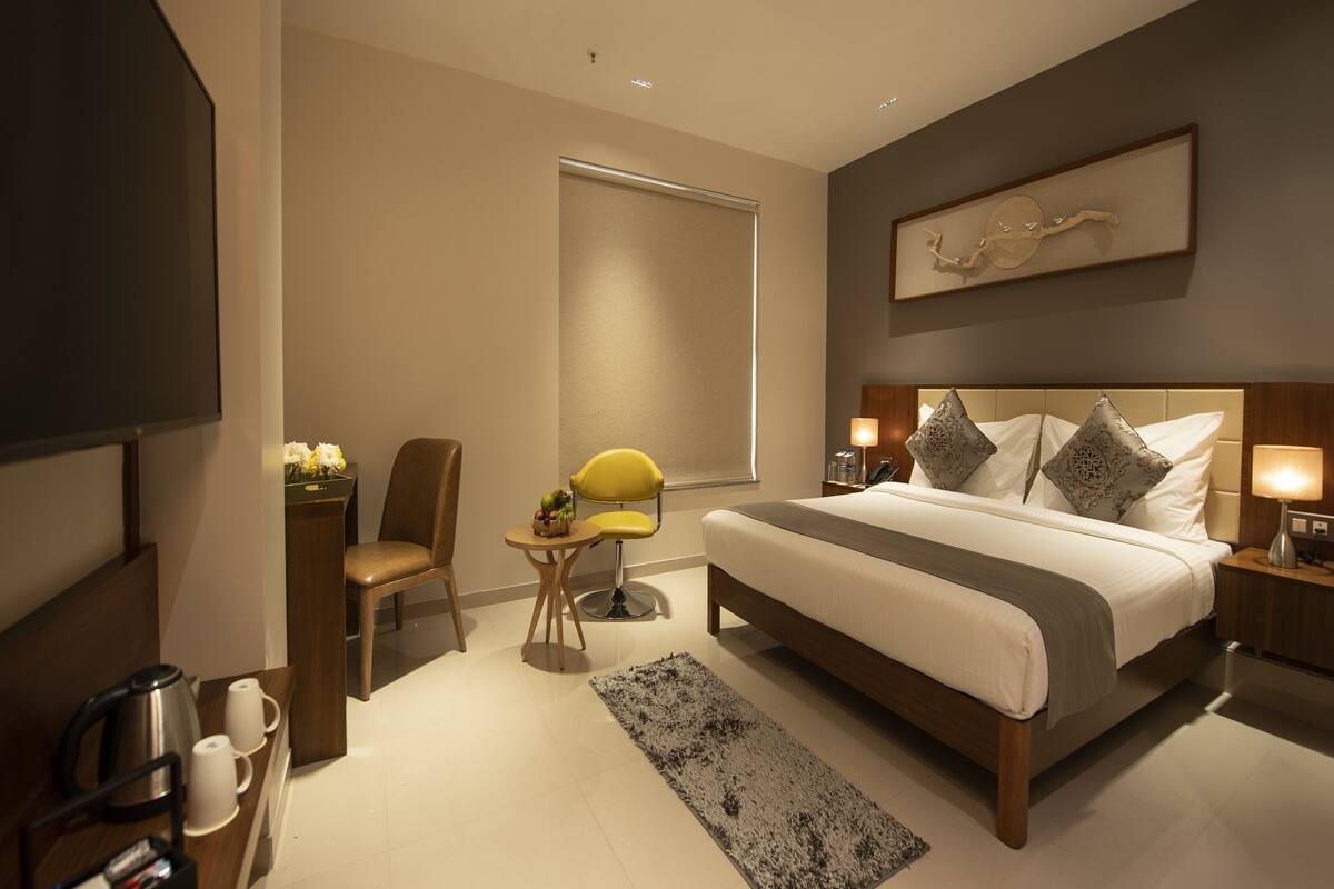 Chambre Deluxe | Bureau, lits pliants/supplémentaires, Wi-Fi gratuit, draps fournis