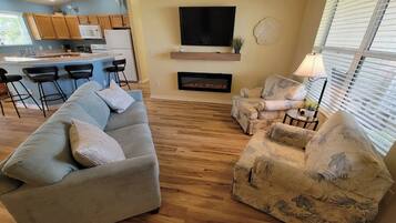 TV connectée, cheminée