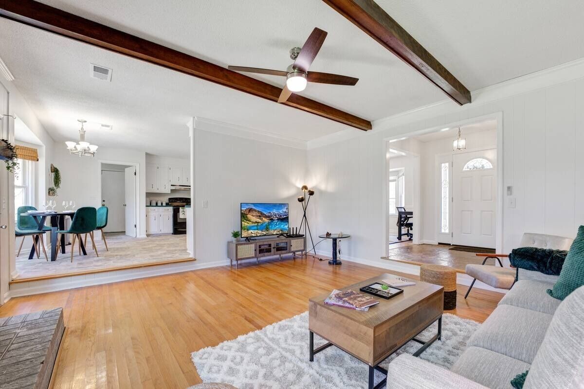 The Yan- fam friendly 4 bedroom