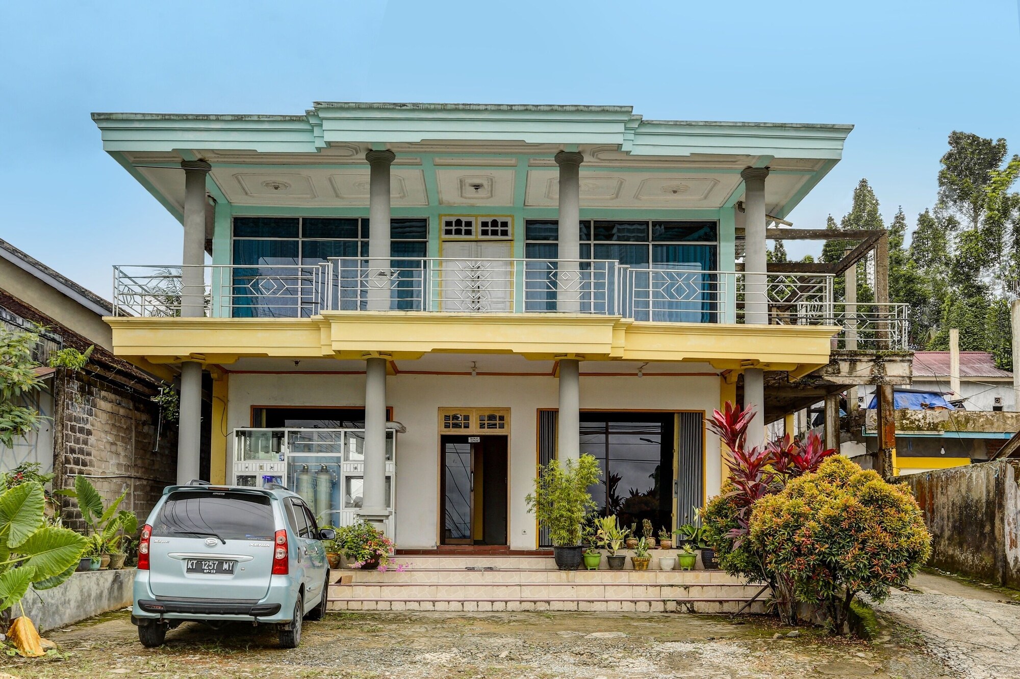 2 Star Hotels