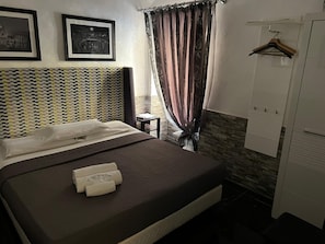 Coffres-forts dans les chambres, bureau, Wi-Fi gratuit