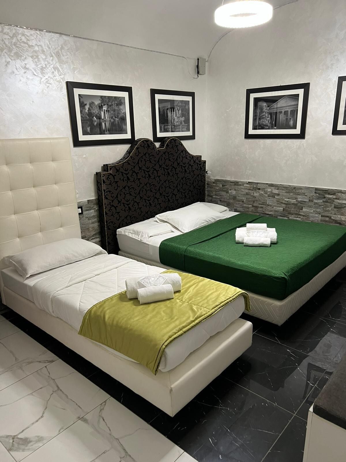 Deluxe Triple Room | In-room safe, desk, free WiFi