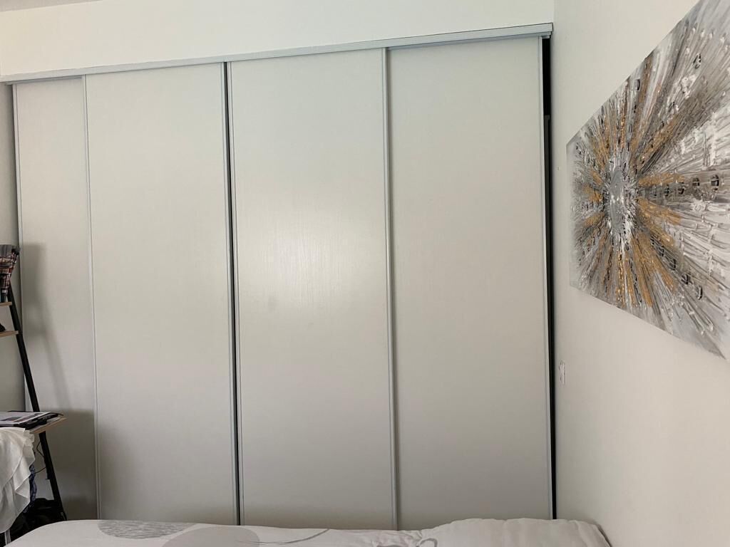 1 bedroom, bed sheets