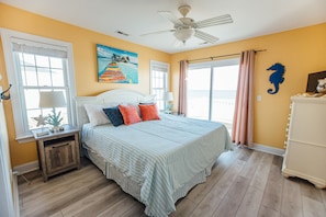 5 bedrooms, travel cot, free WiFi, bed sheets